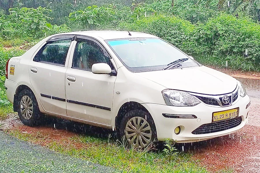 toyota-etios-front-view